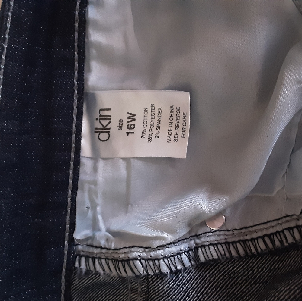 Women's Dark Blue Embellished Back-Pocket Jeans - Picture 6 of 9